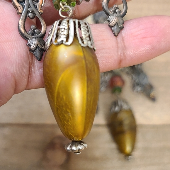 Vintage Earrings • Middle East Feel • Dangling • Earthy Tones •  Pierced - Picture 4 of 6